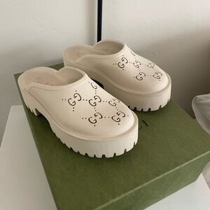 Gucci Women's Beige Platform Mules